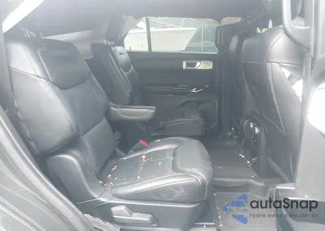 2022 Ford Explorer St z USA, uszkodzony, nr VIN 1FM5K8GC7NGA67686